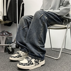 蓝色