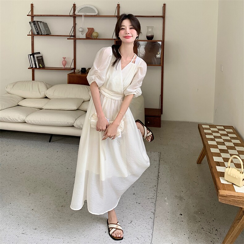 白色V领连衣裙女夏季新款法式高级感收腰显瘦气质女神范茶歇长裙,女装连衣裙,2C129