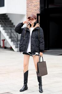 针织连帽羽绒服图片
