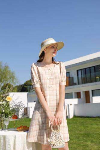 夏季新款精致盘扣格子连衣裙，女装连衣裙，忆思妤