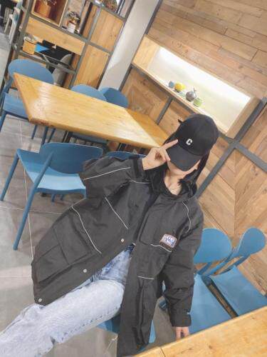 现货韩版刺绣风衣，女装风衣，悠奈尔