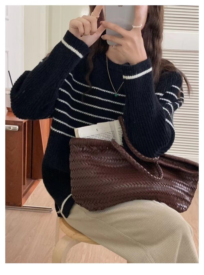 时尚百搭温柔条纹圆领针织衫高端保暖羊毛衫显瘦修身长袖毛衣,针织衫/毛衣,圣旺供货