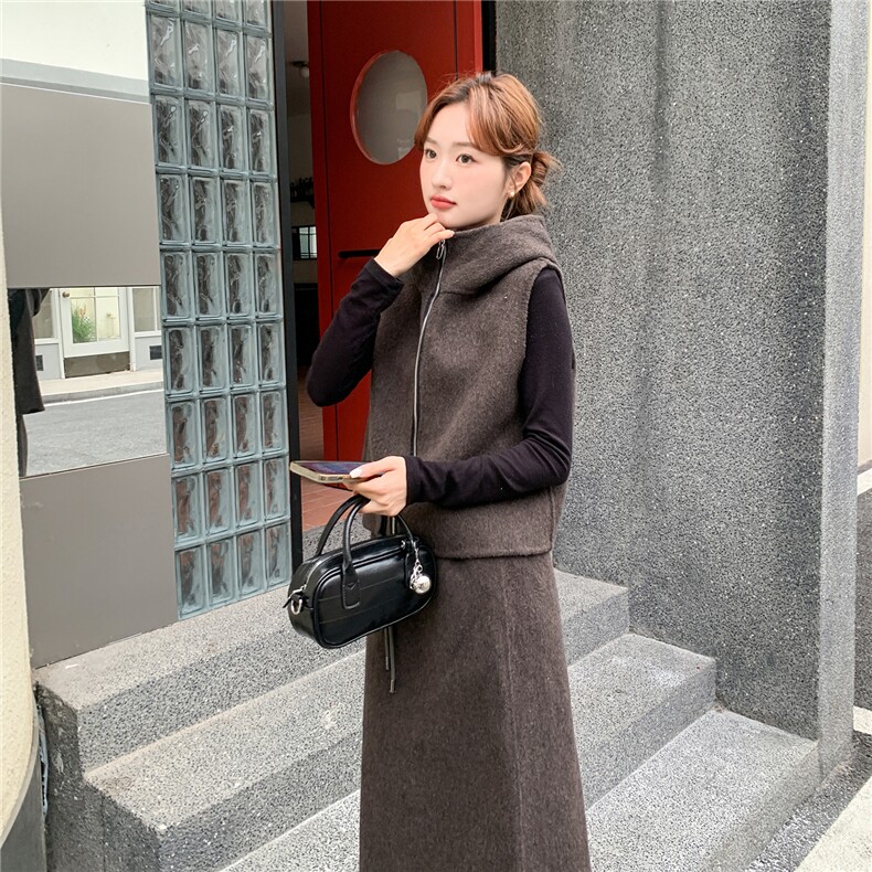 淡人气质感羊绒时尚套装裙女2025年冬季连帽马甲大衣半身裙三件套,女装羊绒大衣,2D078