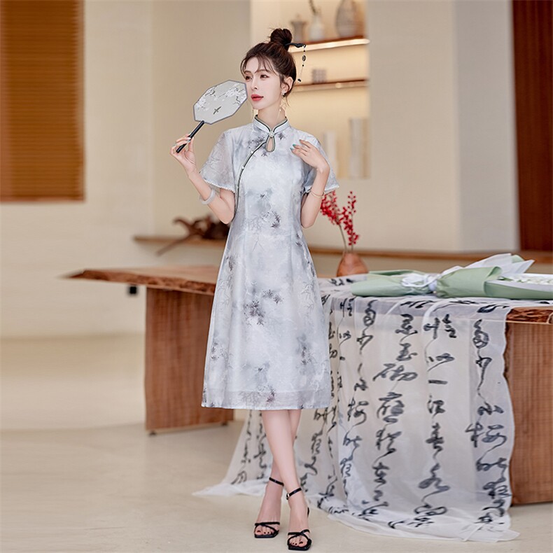 新中式连衣裙2024新款女装夏季超好看连身裙高端精致气质旗袍裙子,女装连衣裙,利佳可人