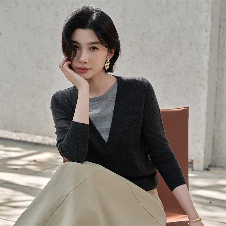 100%纯山羊绒2025秋冬新款女羊绒衫假两件V领高级纯色针织套衫,女装羊绒衫,江帆羊绒