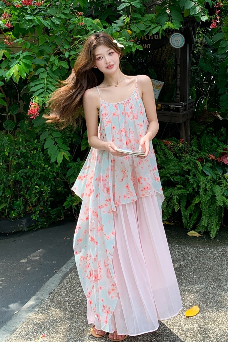 【新款】撞色拼接度假风碎花吊带连衣裙1C128-A216-P135K205,女装连衣裙,2D148