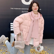粉红色