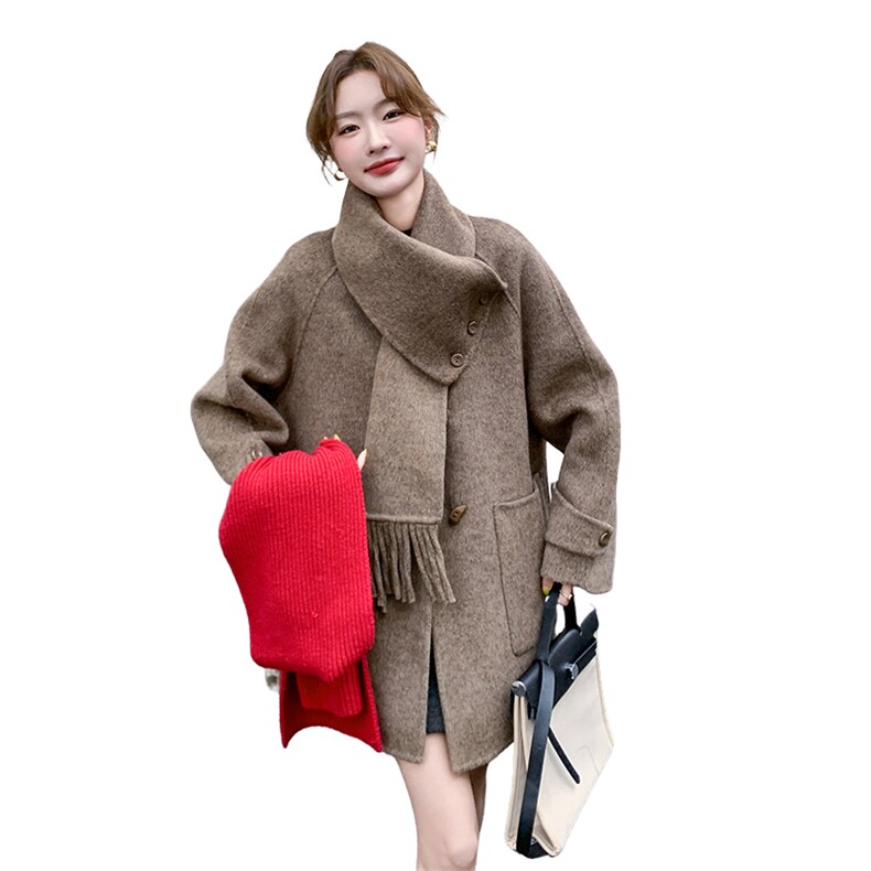 美拉德复古围巾领毛呢大衣女2025冬季新款小个子宽松通勤气质外套,女装毛呢外套,2D001