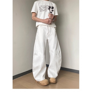 AK1906-P60潮牌简约廓形宽松休闲弯刀牛仔裤图片