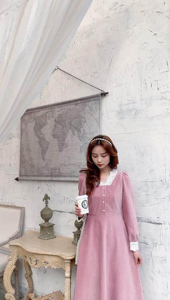 【现货】春季新款灯芯绒方领花边修身连衣裙，女装连衣裙，布萱