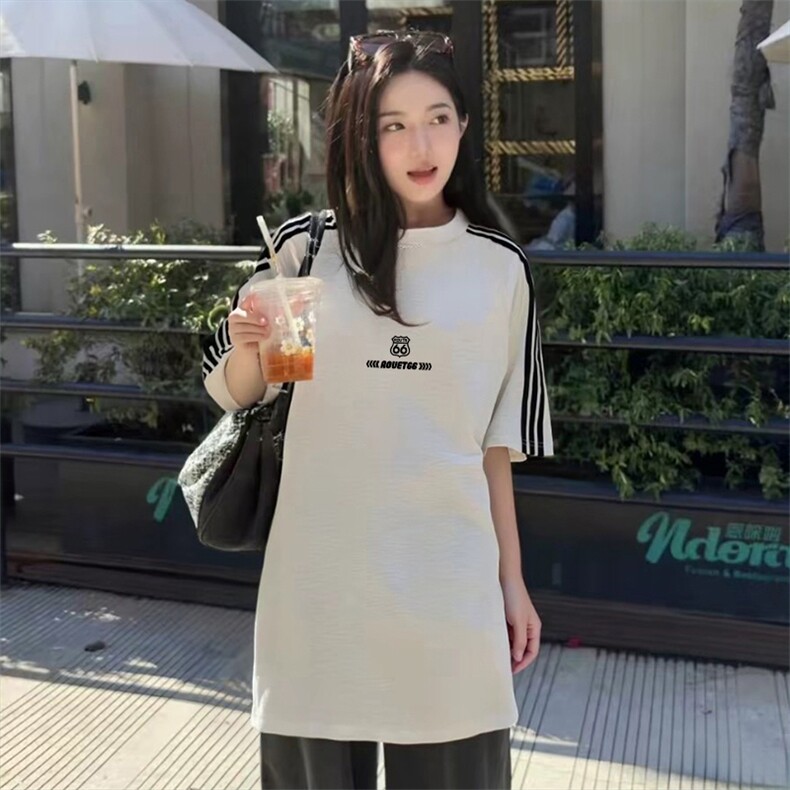 抖音得物品质二开240克宽松纯棉美式潮牌印花三条杠中性风短袖T恤，男装T恤，电商A486