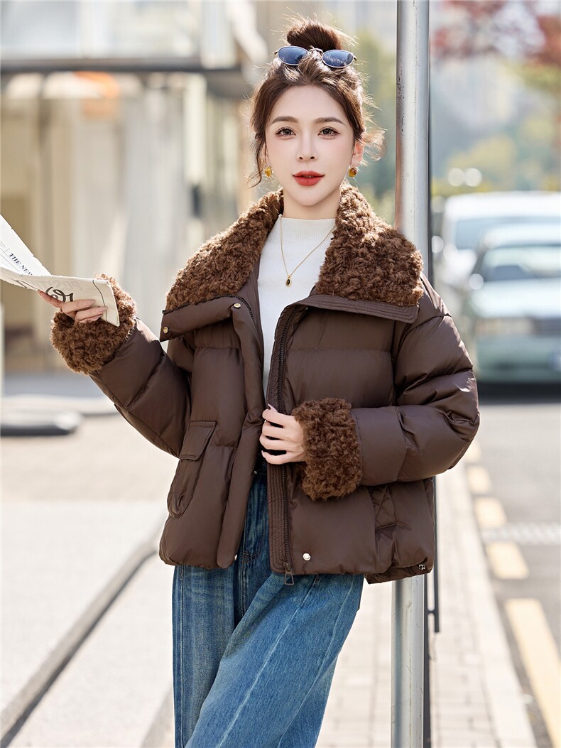 羽绒服女2026冬季新款时尚小个子短款气质今年流行曝款大翻领外套,女装羽绒服,意芙