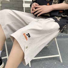 卡其色