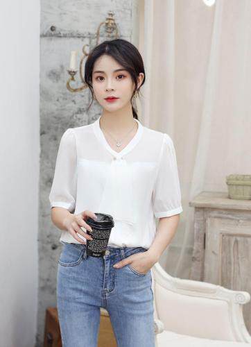 珍珠扣女人味小衫，女装，红利秀雅