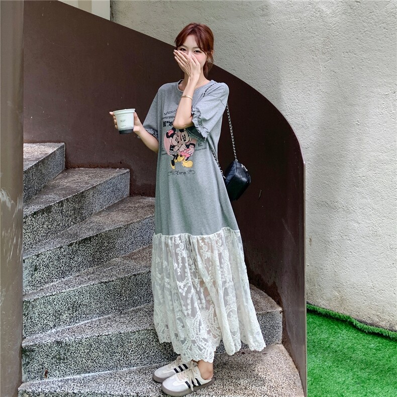 蕾丝拼接花边卡通灰色T恤连衣裙女夏2025新款休闲运动高级感长裙,女装连衣裙,2C236