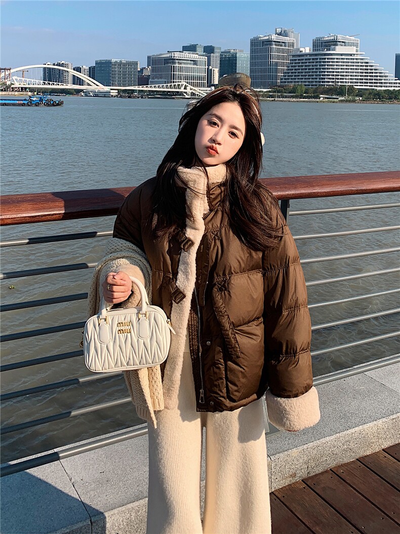 羊羔毛领美拉德短款羽绒服女冬季2025新款小个子高级流行设计小众,女装羽绒服,艾米莉亚