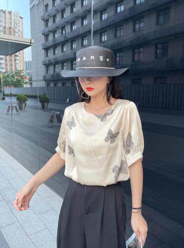 三个色,其它,卉尔