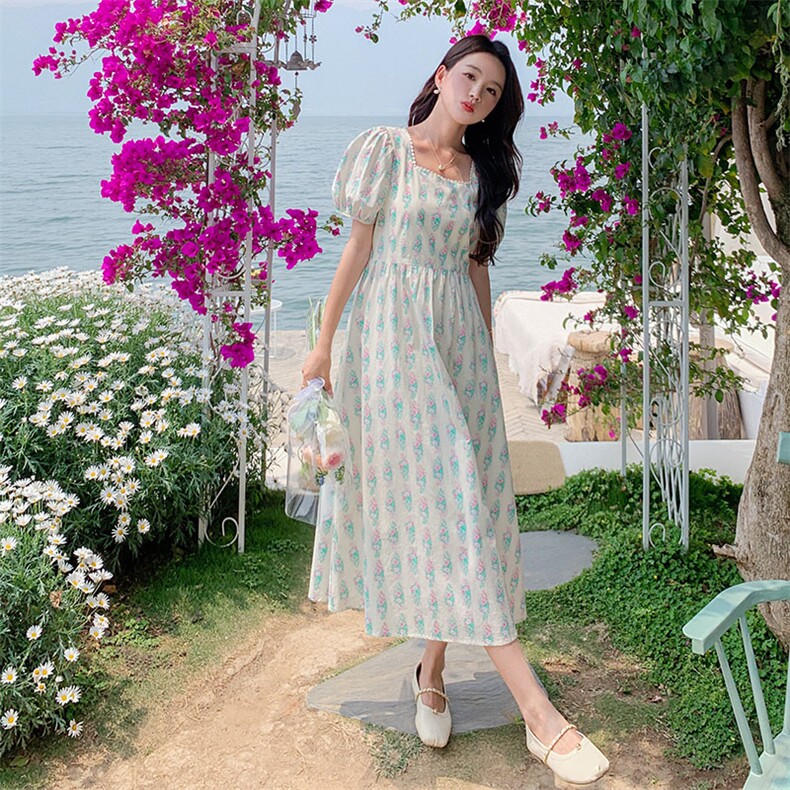 法式复古气质方领碎花连衣裙女2025夏季新款韩版收腰显瘦茶歇长裙,女装连衣裙,韩蜜菓