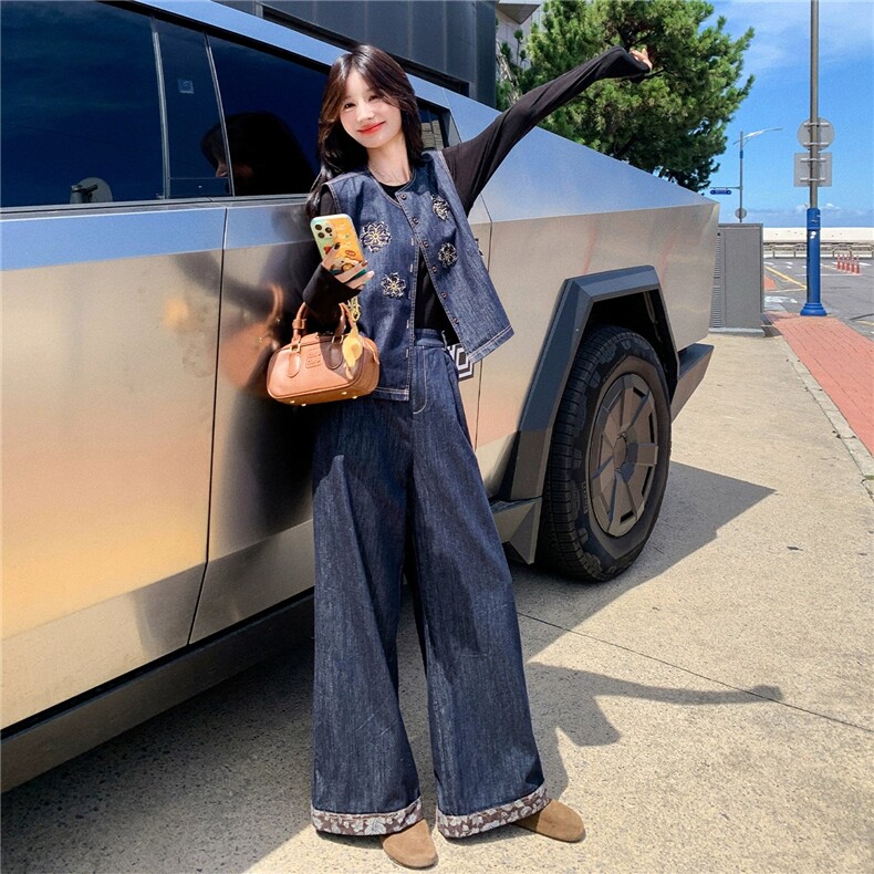 套装深蓝色刺绣牛仔马甲内搭裤子三件套女秋，女装套装/套裙，浙宝139