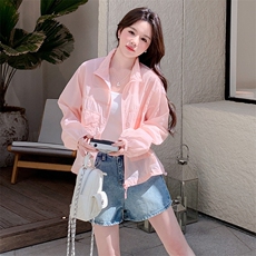 现货！！2025夏季巨好看的休闲防晒衣女短款夏季轻薄外套，女装防晒衣，2C306