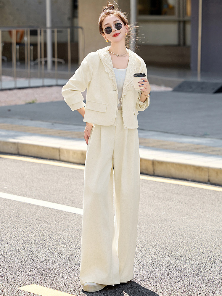 小香风西装套装女2025春新款独特漂亮超火减龄韩系风格穿搭一整套,女装套装/套裙,伊仟回