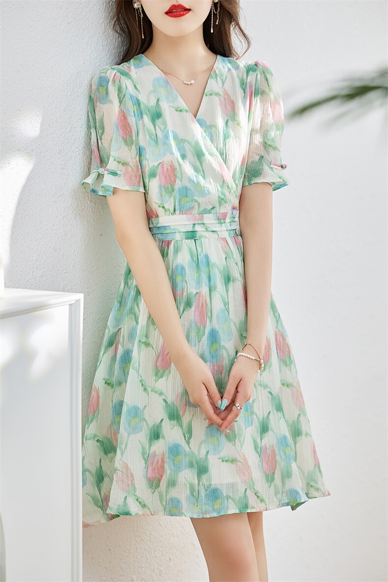 碎花连衣裙女夏2025新款小个子茶歇法式气质显瘦显高精致绝美裙子,女装连衣裙,魅丽静蓝