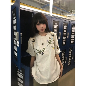CP1148-P39 款刺绣花卉蝴蝶结短袖t恤夏季宽松美式高街上衣图片