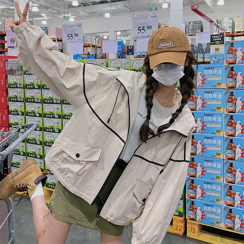 独特漂亮短款冲锋衣女春秋2025年超火好看设计感小众休闲夹克外套,女装短外套,2C322
