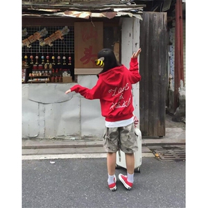 美式复古小众设计感圣诞珍珠红色卫衣女秋冬潮牌上衣外套 WY80图片