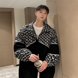 连帽冲锋衣字母拼接夹克男成分：聚酯纤维Jk77062P75控108图片