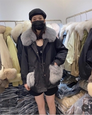 2021冬季新款时尚潮口袋拼真狐狸毛可拆卸皮草派克，女装皮草，L·H·X