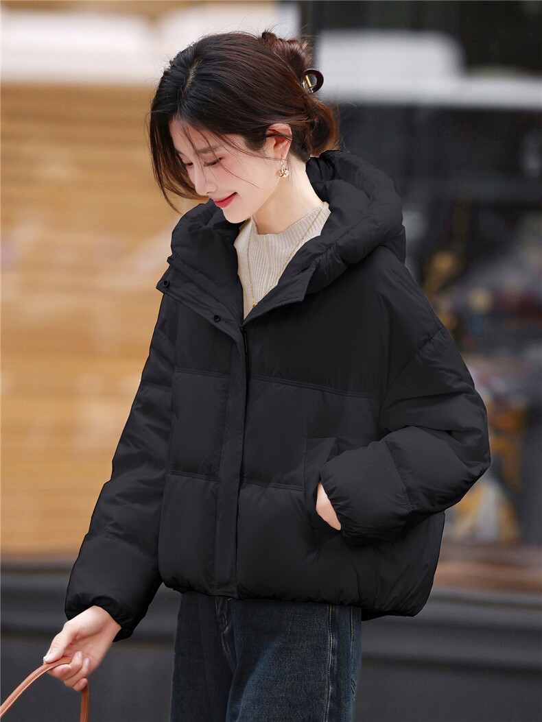短款连帽羽绒服女2025年冬季新款小个子加厚保暖面包服白鸭绒外套,女装羽绒服,丽影随形