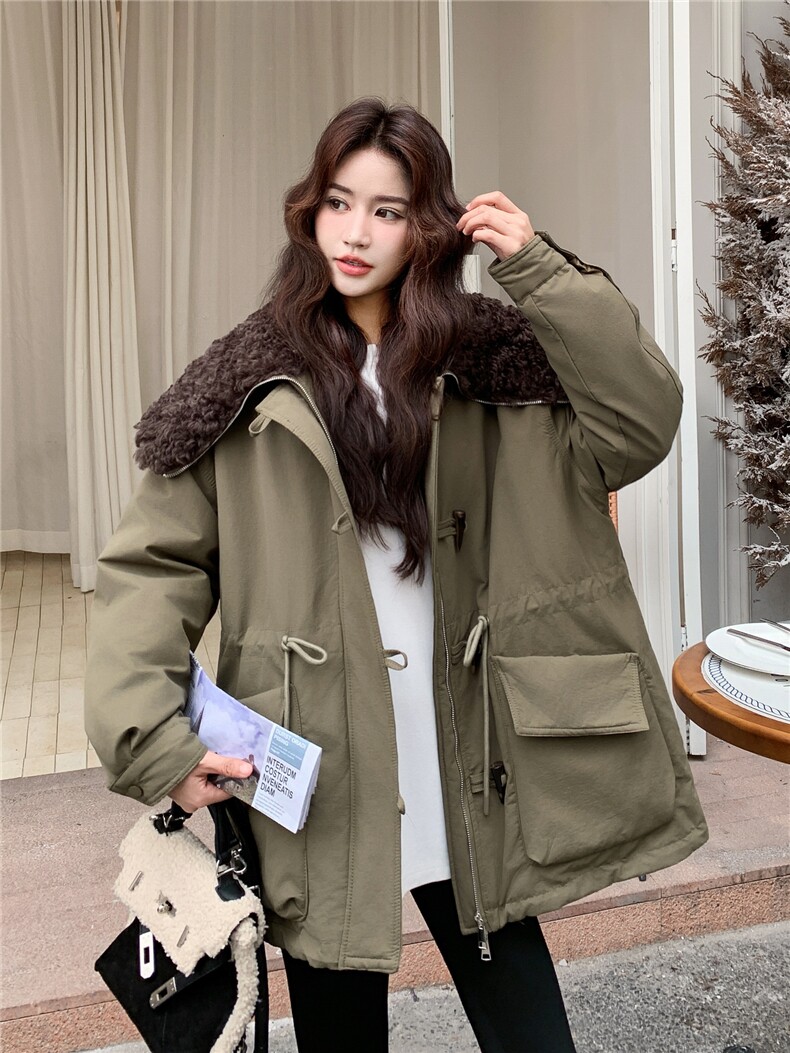 羊羔毛大翻领派克服女2025冬白鸭绒韩版宽松加厚保暖牛角扣羽绒服,女装羽绒服,慧尚2-185
