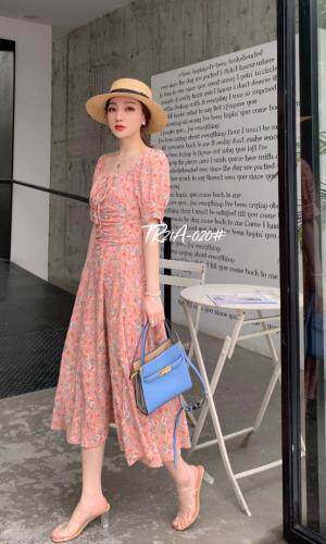 夏季新款碎花连衣裙，女装连衣裙，斯瑞威