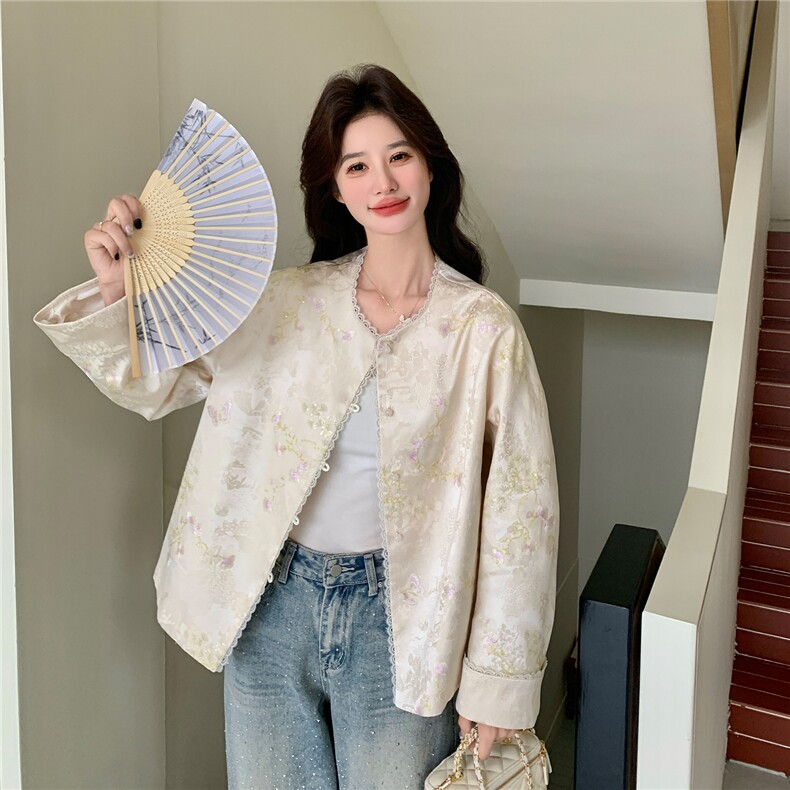 新品~~重工刺绣风短款外套W672P195K318,女装短外套,2C209