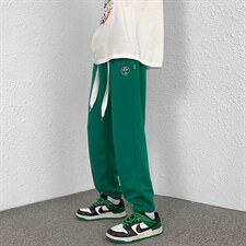 绿色