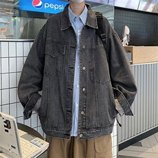 黑灰色