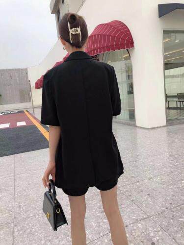 西装外套，女装西装，莉泽贝妮