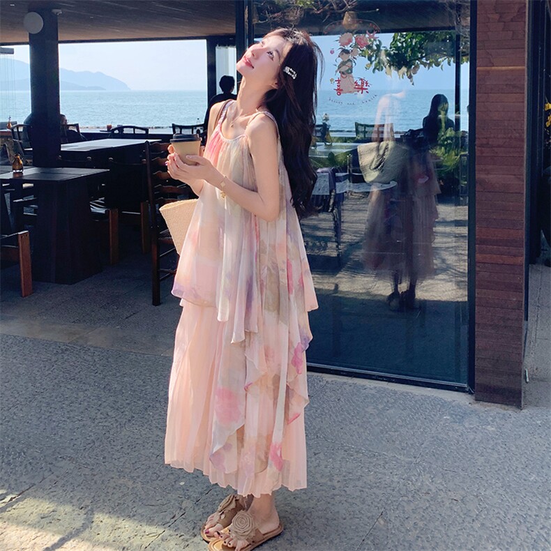 粉色法式旅游度假超仙吊带裙女2025夏季新款印花假两件初恋连衣裙图片