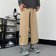 卡其色