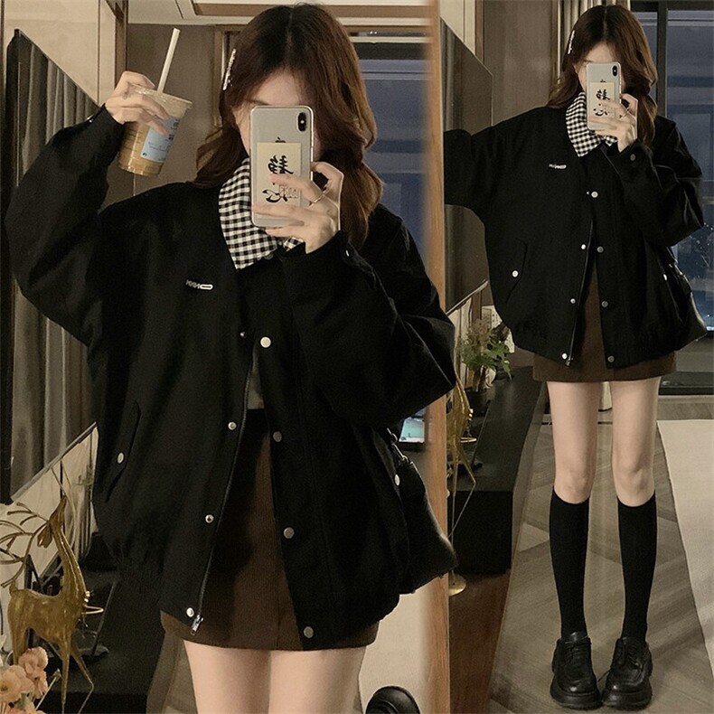 C959-P100 2025新款黑色美式格子翻领外套春秋季宽松夹克棒球服图片