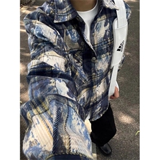 蓝色