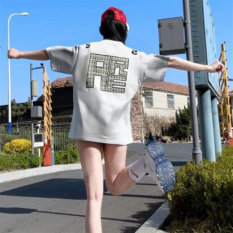 万针全刺绣工艺抖音得物高品质260克重磅纯棉双纱美式高街短袖T恤图片