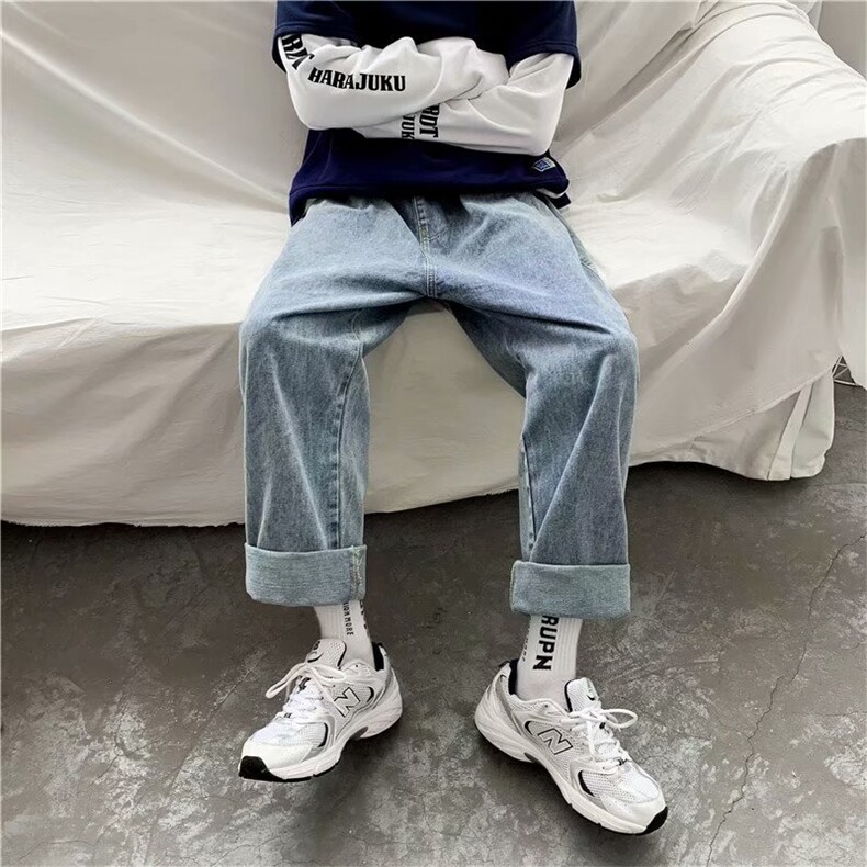 蓝色