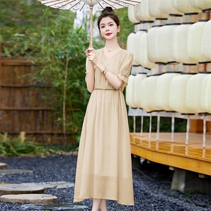 天丝雪纺连衣裙女夏季2025新款高级感时尚气质收腰显瘦中长款裙子图片