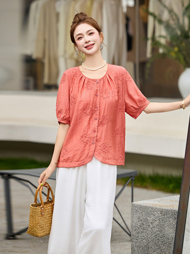 现货！2025夏季新款刺绣套装女时尚休闲气质宽松两件套套装,女装套装/套裙,魅影