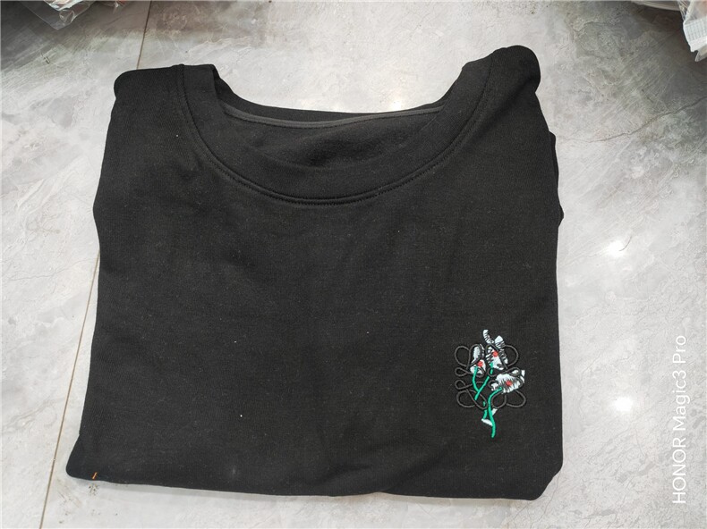 2025年秋季休闲风时尚百搭通勤简约休闲圆领T恤,女装T恤,湘姗