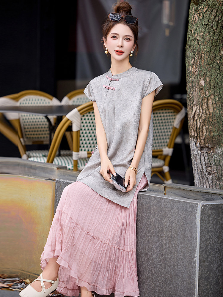 2025夏装新款简约时尚新中式盘扣两件套套裙,女装套装/套裙,玖莱伊