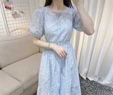 DINOBIENS【现货】夏季新款定制压花纯色连衣裙，女装连衣裙，迪诺比亚