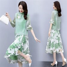 现货夏季新款时尚优雅气质复古领口绣花两件套装裙，女装套装/套裙，然然